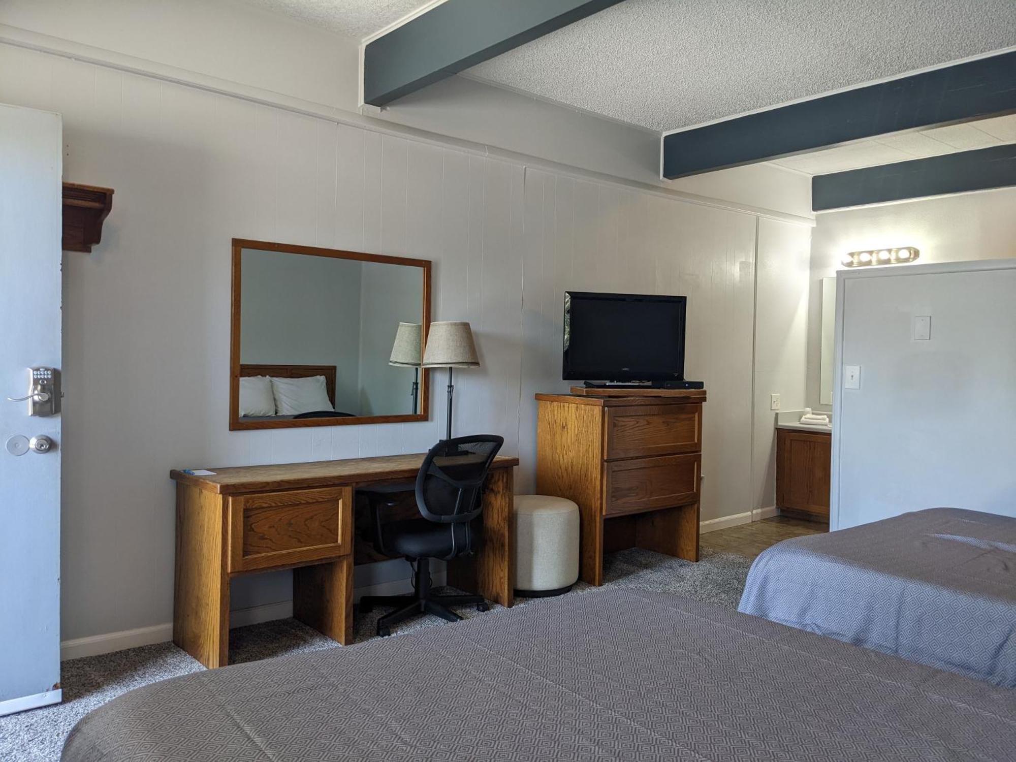 The Oakwood Inn Sterling Bagian luar foto